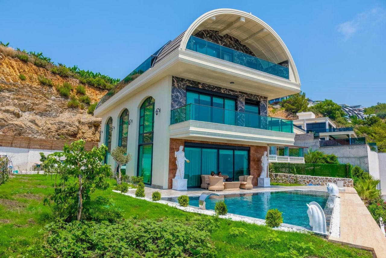 Вилла в Алании, Турция, 440 м² - фото 1