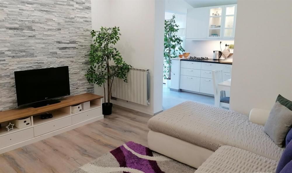 Отель, гостиница на Хваре, Хорватия, 460 м² - фото 2