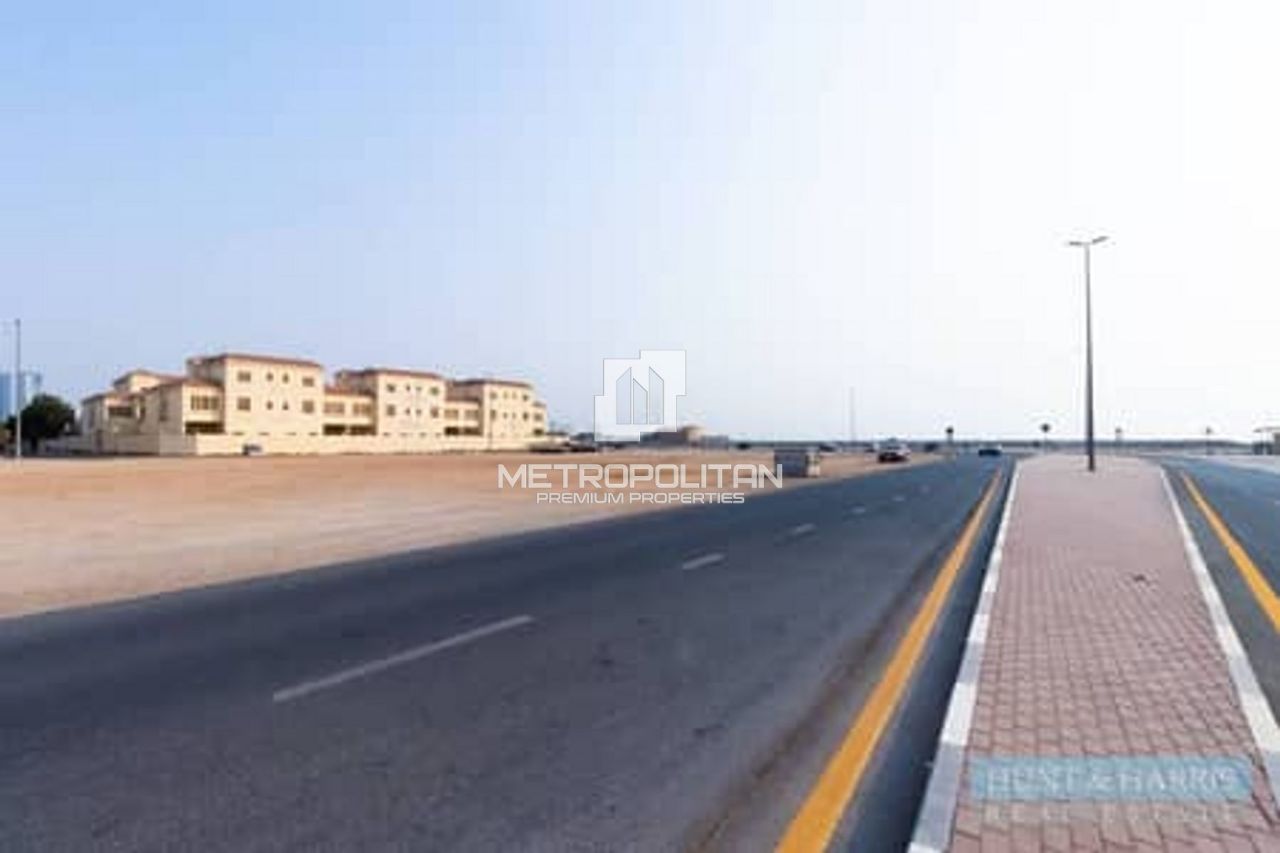 Доходный дом в Рас-эль-Хайме, ОАЭ, 511 м² - фото 2