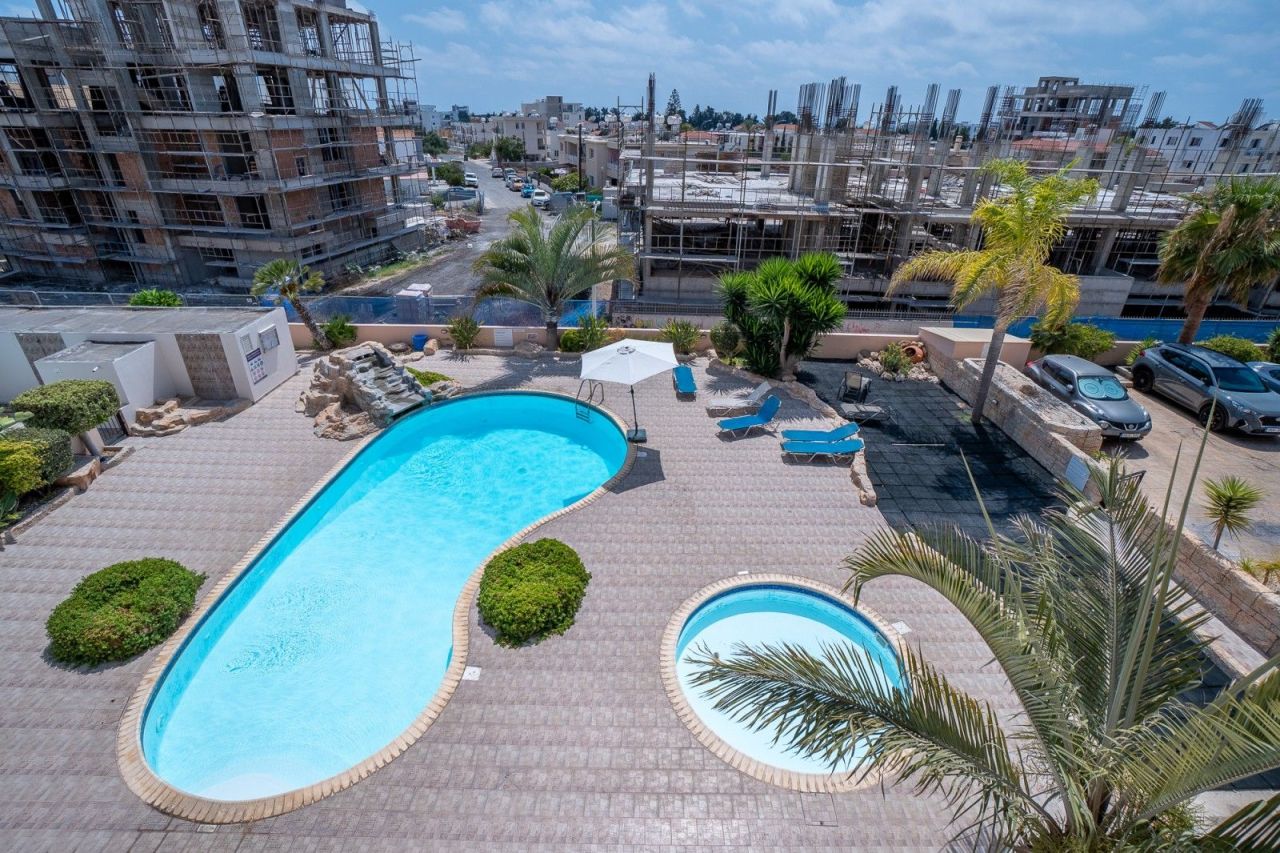Апартаменты в Пафосе, Кипр, 54 м² - фото 1