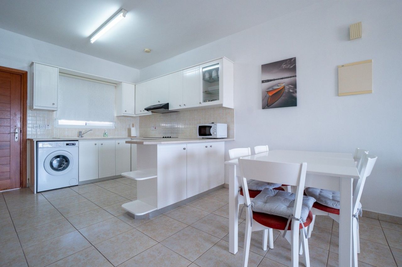 Апартаменты в Пафосе, Кипр, 54 м² - фото 11