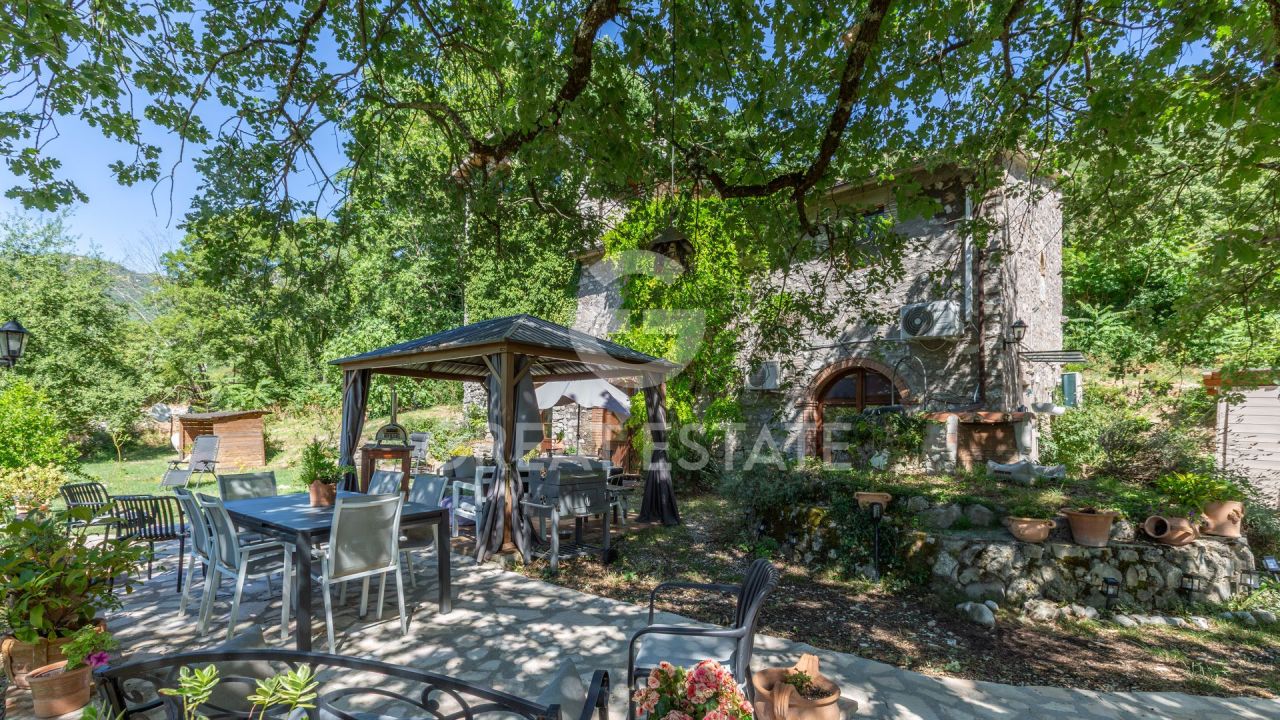 Дом Arrone, Италия, 172 м² - фото 5