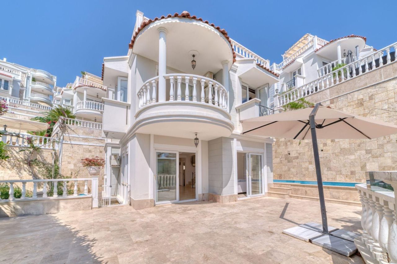 Вилла в Алании, Турция, 170 м² - фото 1