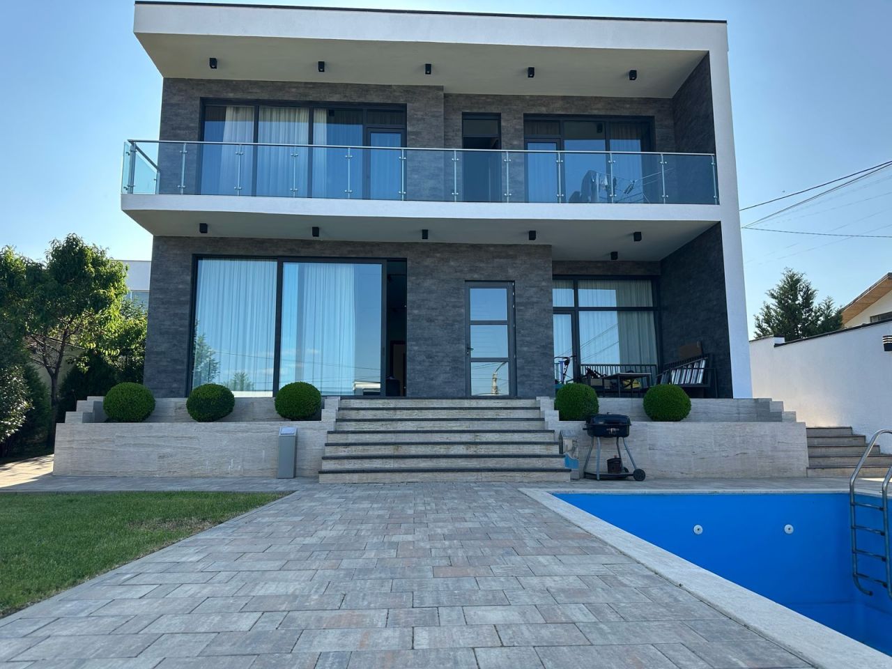 Дом в Тбилиси, Грузия, 340 м² - фото 1