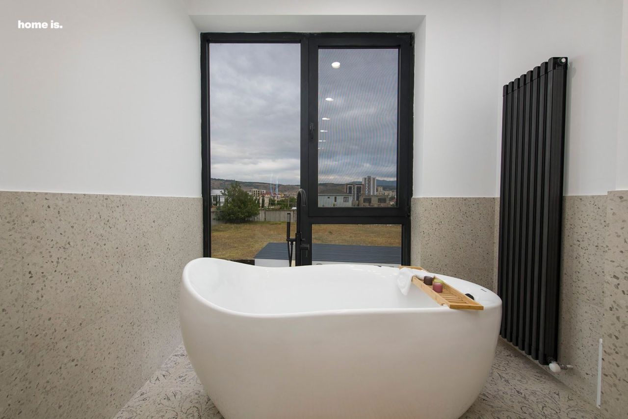 Дом в Тбилиси, Грузия, 242 м² - фото 9