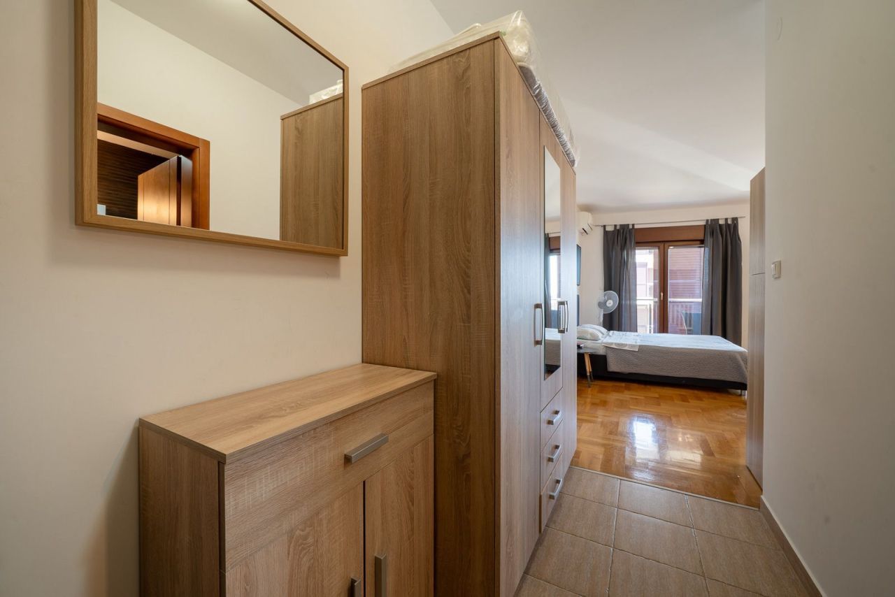 Квартира в Бечичи, Черногория, 50 м² - фото 12