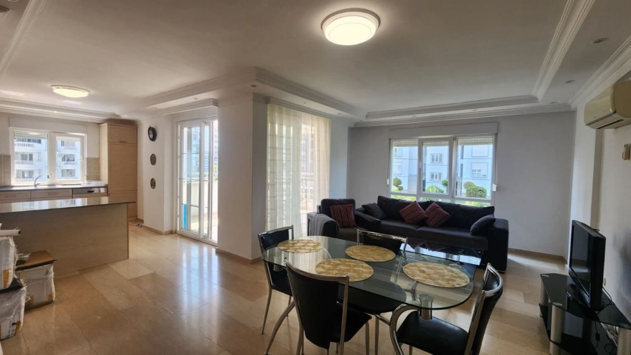 Квартира в Алании, Турция, 120 м² - фото 1