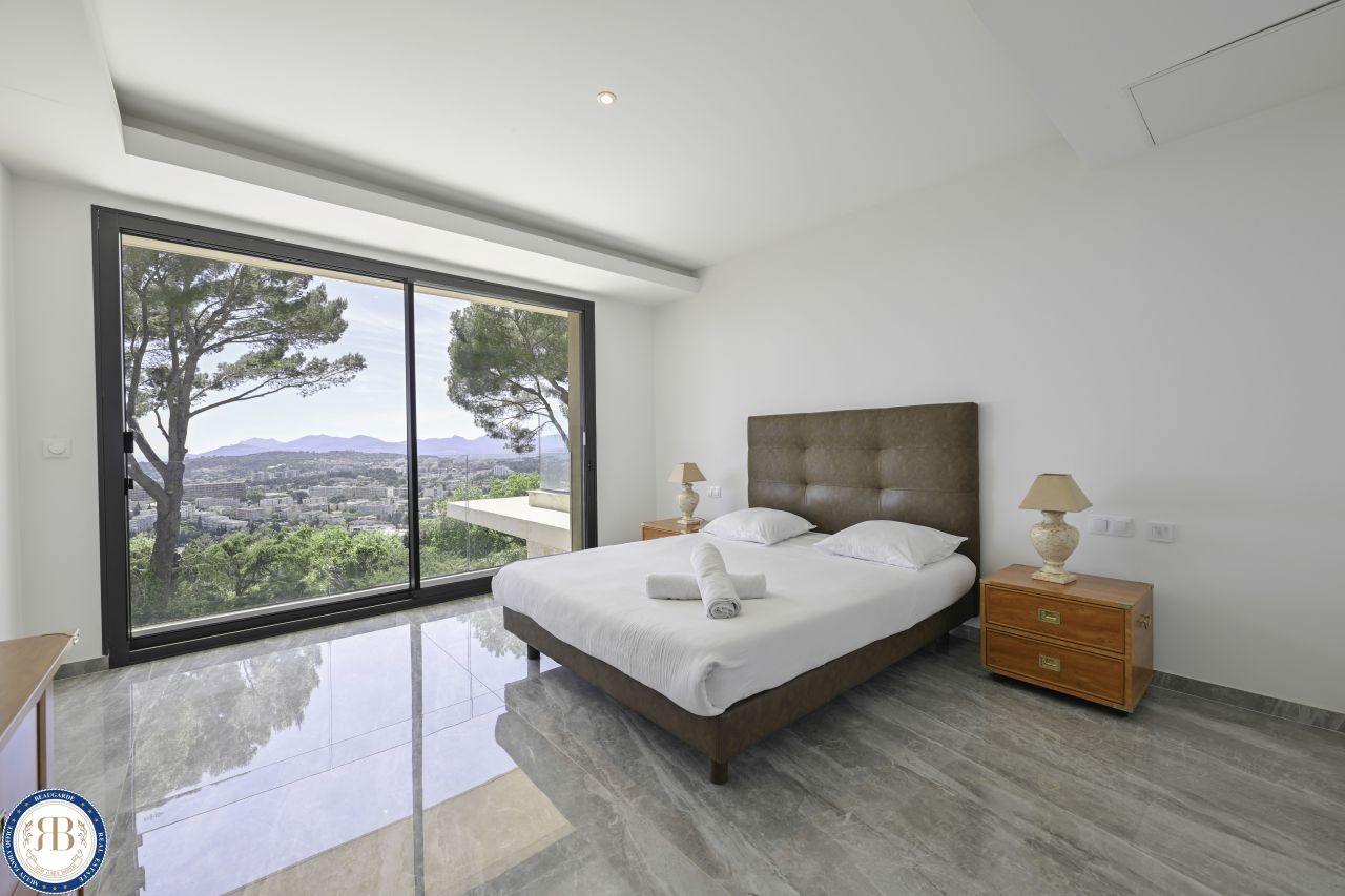 Вилла в Мужене, Франция, 390 м² - фото 17