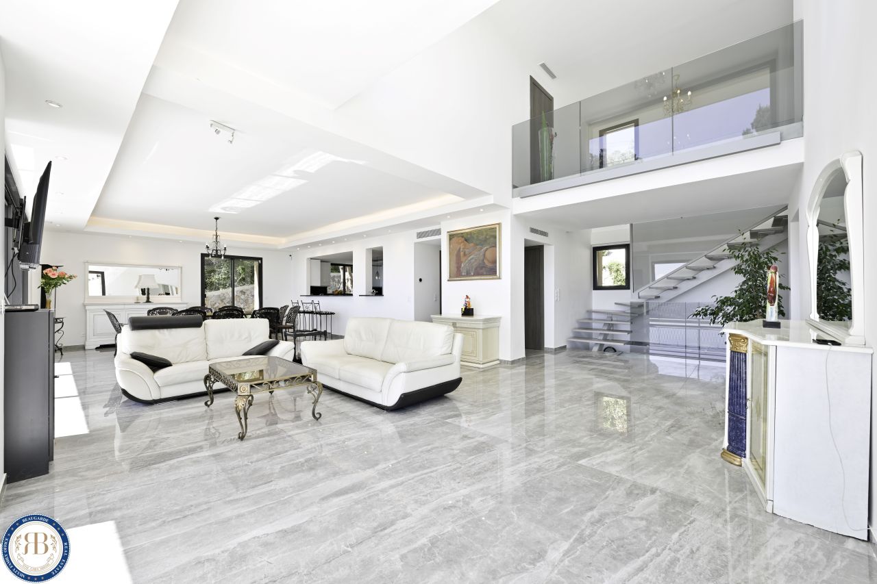 Вилла в Мужене, Франция, 390 м² - фото 6