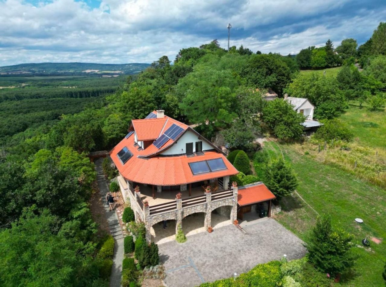 Вилла в Залаэгерсеге, Венгрия, 500 м² - фото 2