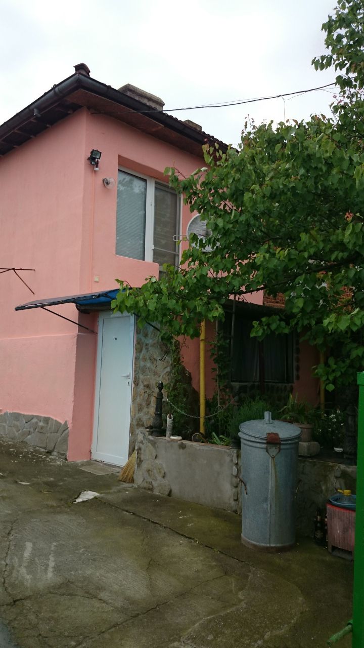 Дом в Бургасе, Болгария, 110 м² - фото 1