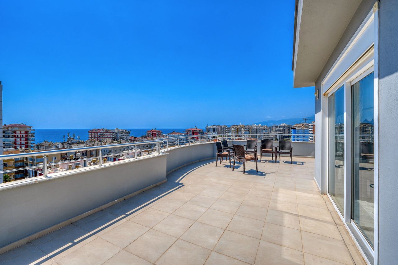 Квартира в Алании, Турция, 350 м² - фото 12