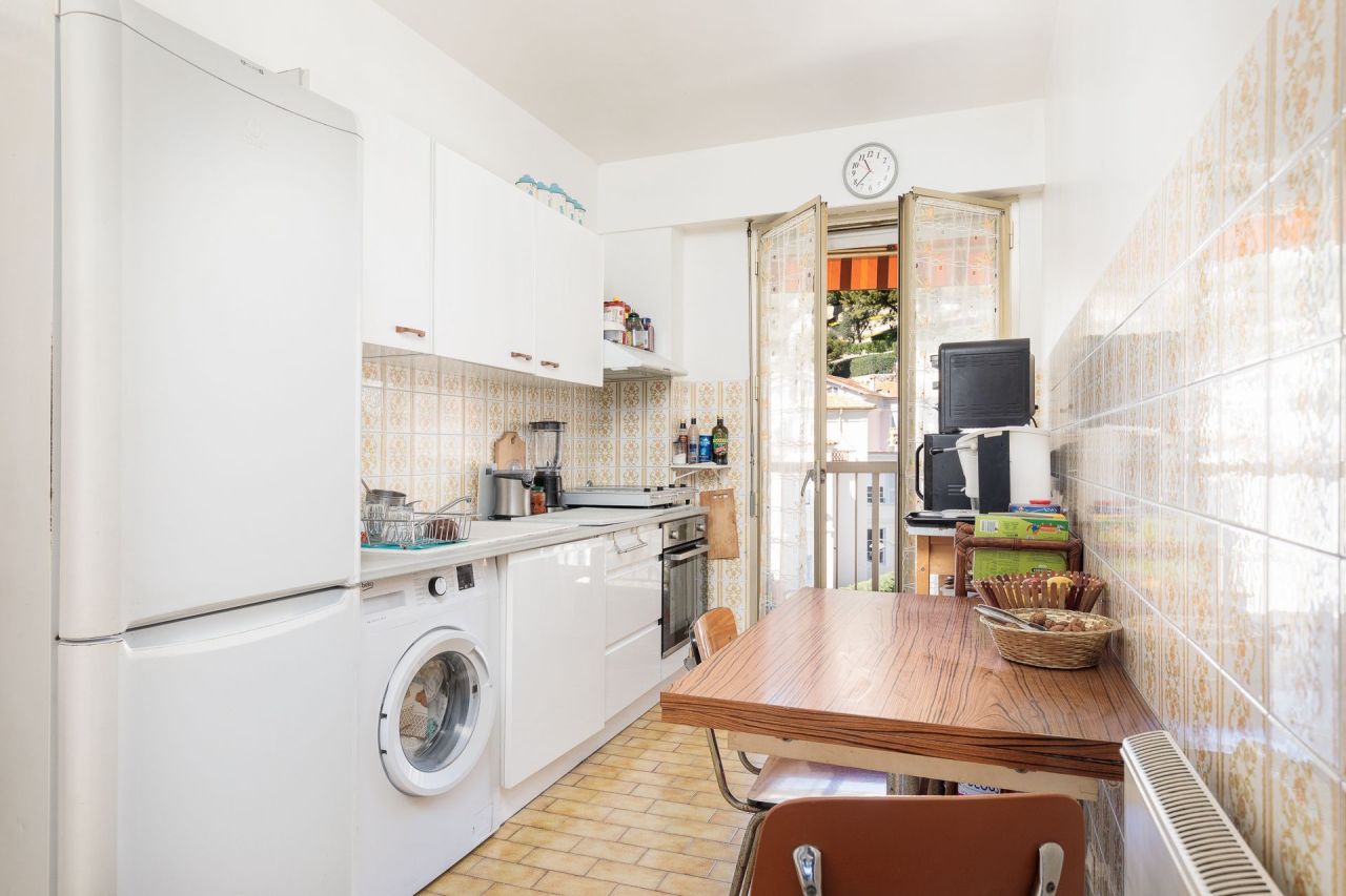 Апартаменты в Больё-сюр-Мер, Франция, 73 м² - фото 10