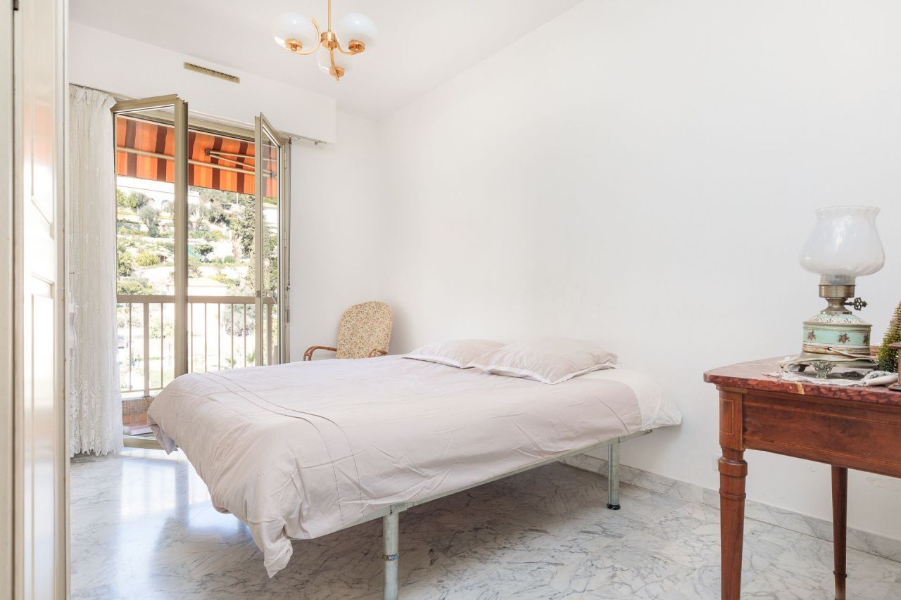 Апартаменты в Больё-сюр-Мер, Франция, 73 м² - фото 12