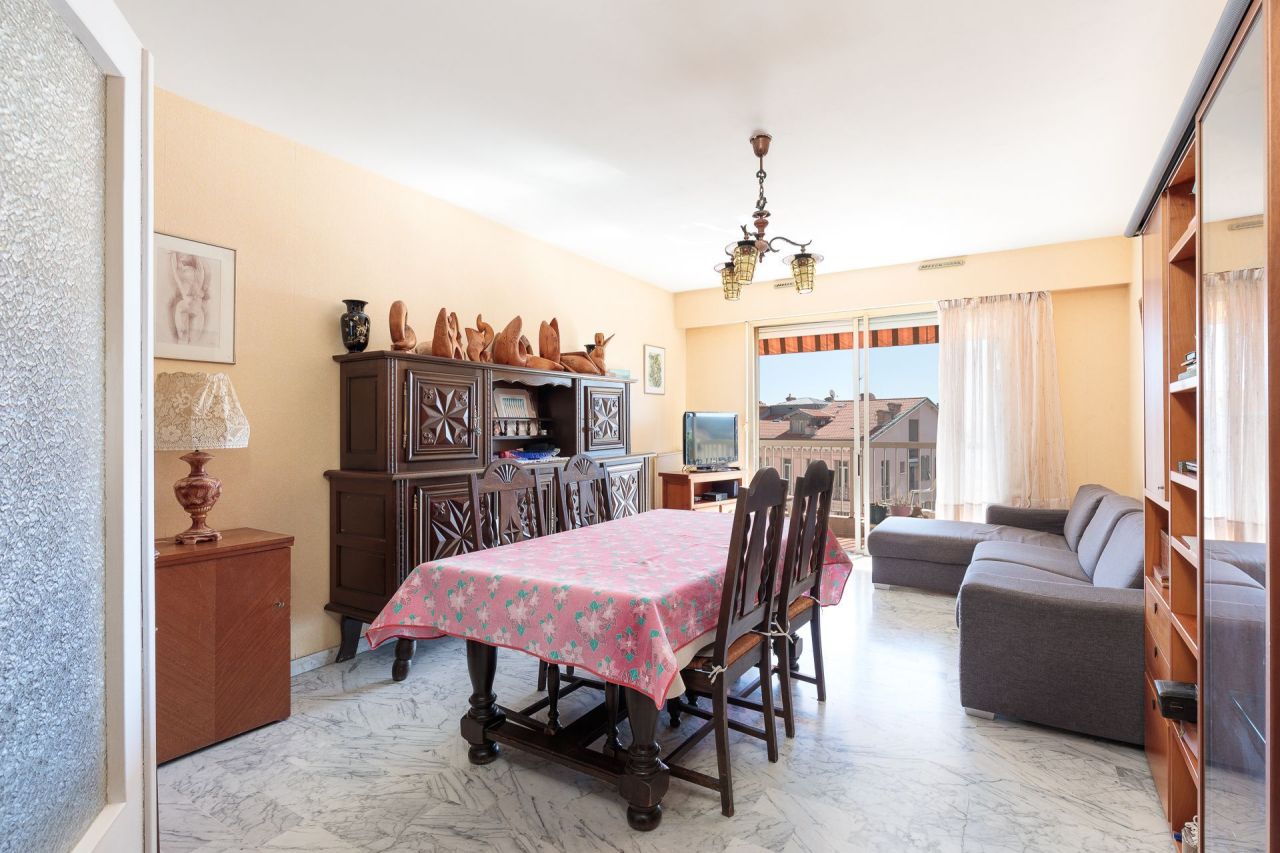 Апартаменты в Больё-сюр-Мер, Франция, 73 м² - фото 9