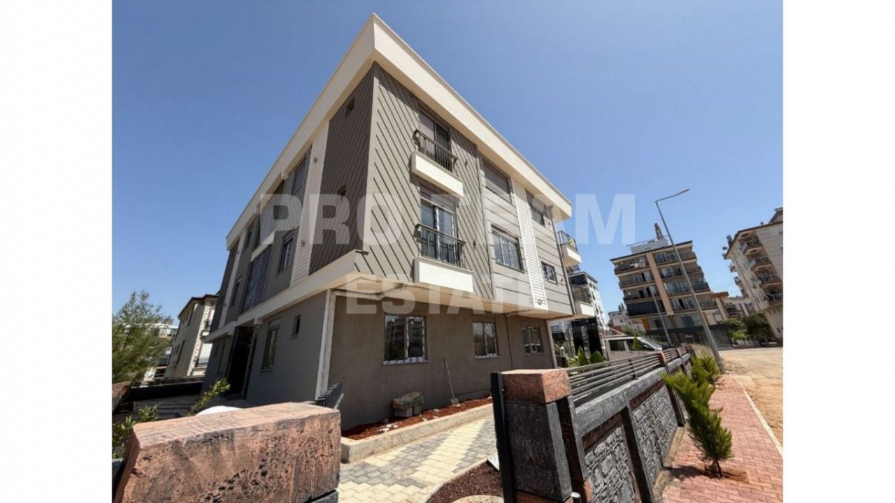 Квартира в Анталии, Турция, 90 м² - фото 1