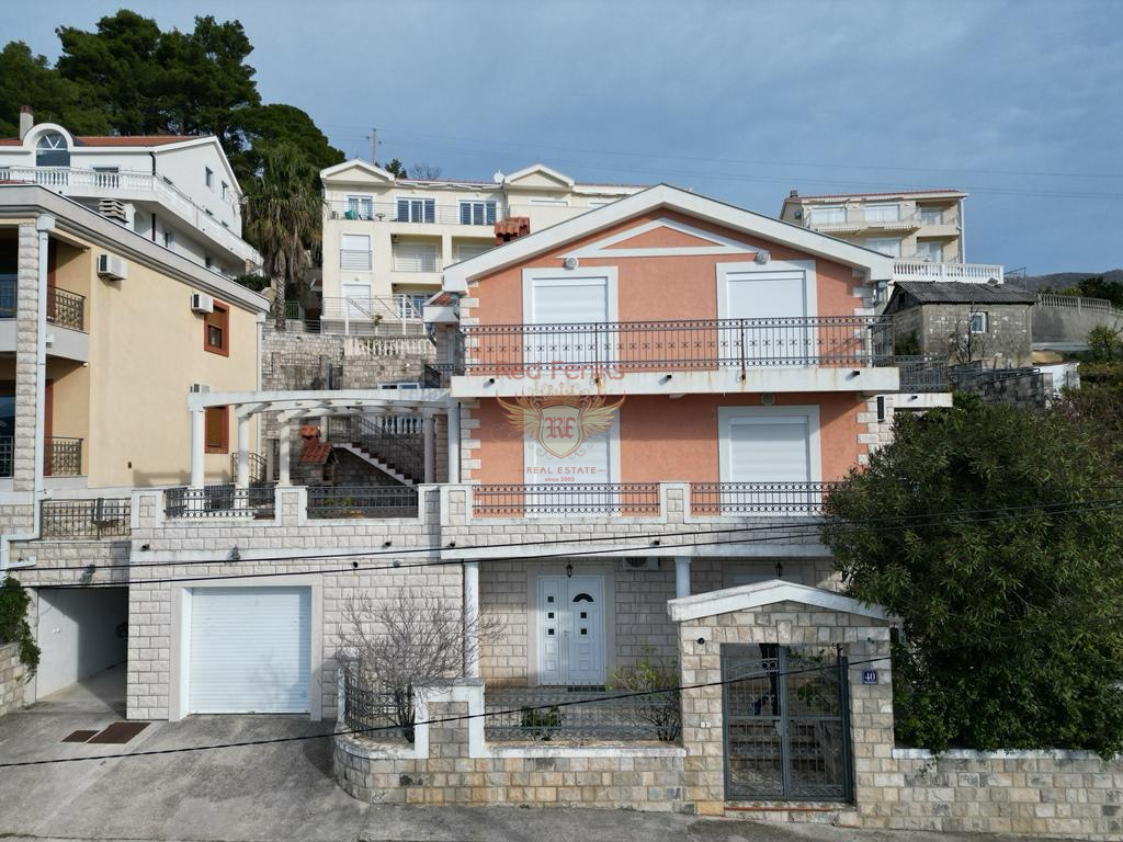 Дом в Херцег-Нови, Черногория, 39 м² - фото 1