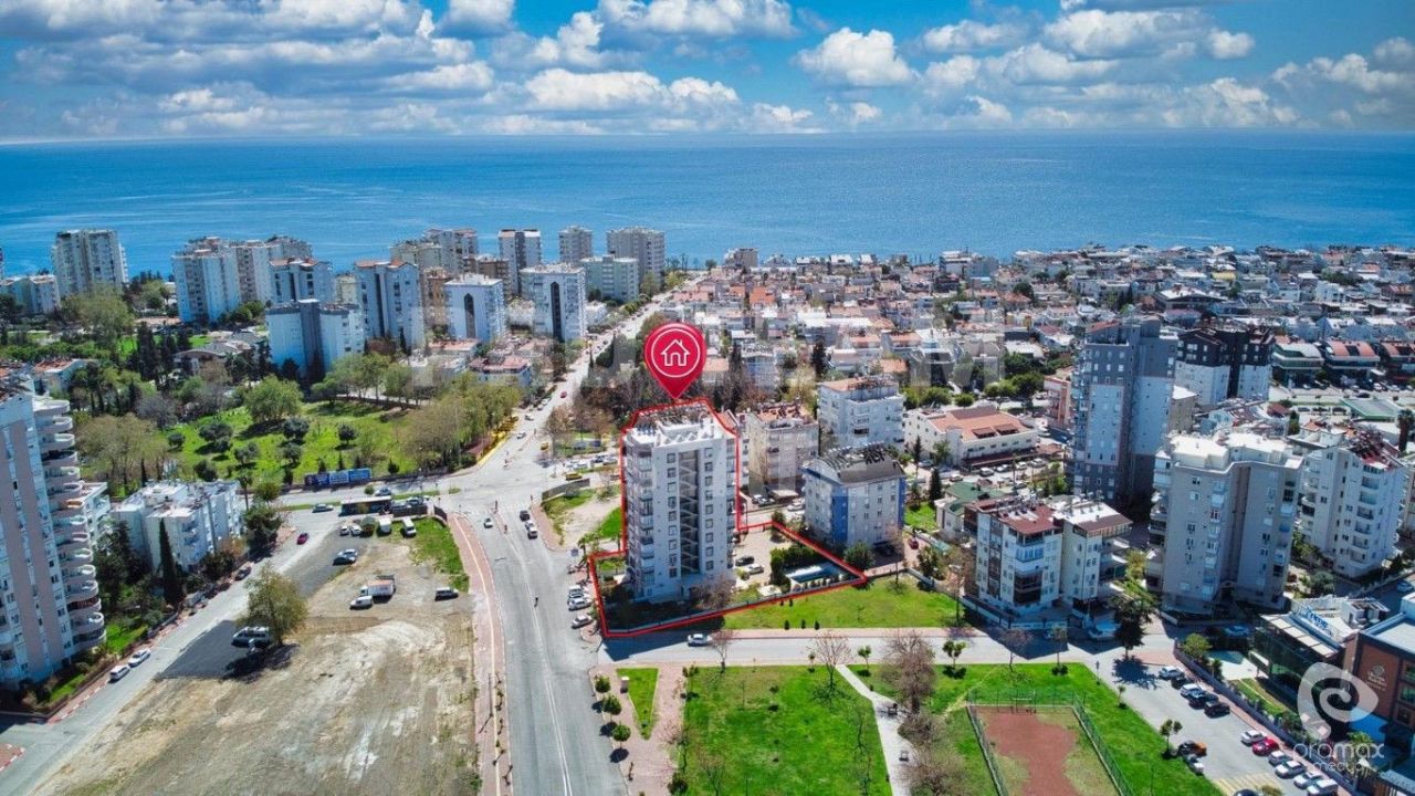 Квартира в Анталии, Турция, 135 м² - фото 1