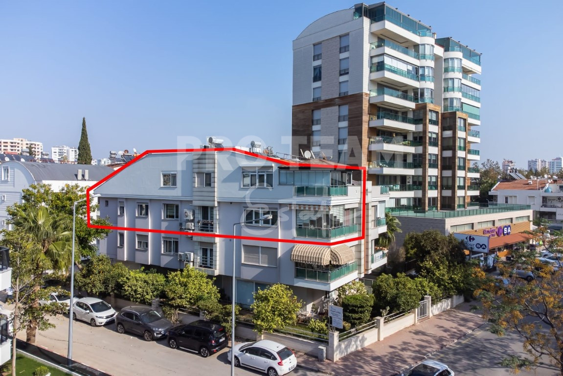 Пентхаус в Анталии, Турция, 300 м² - фото 1