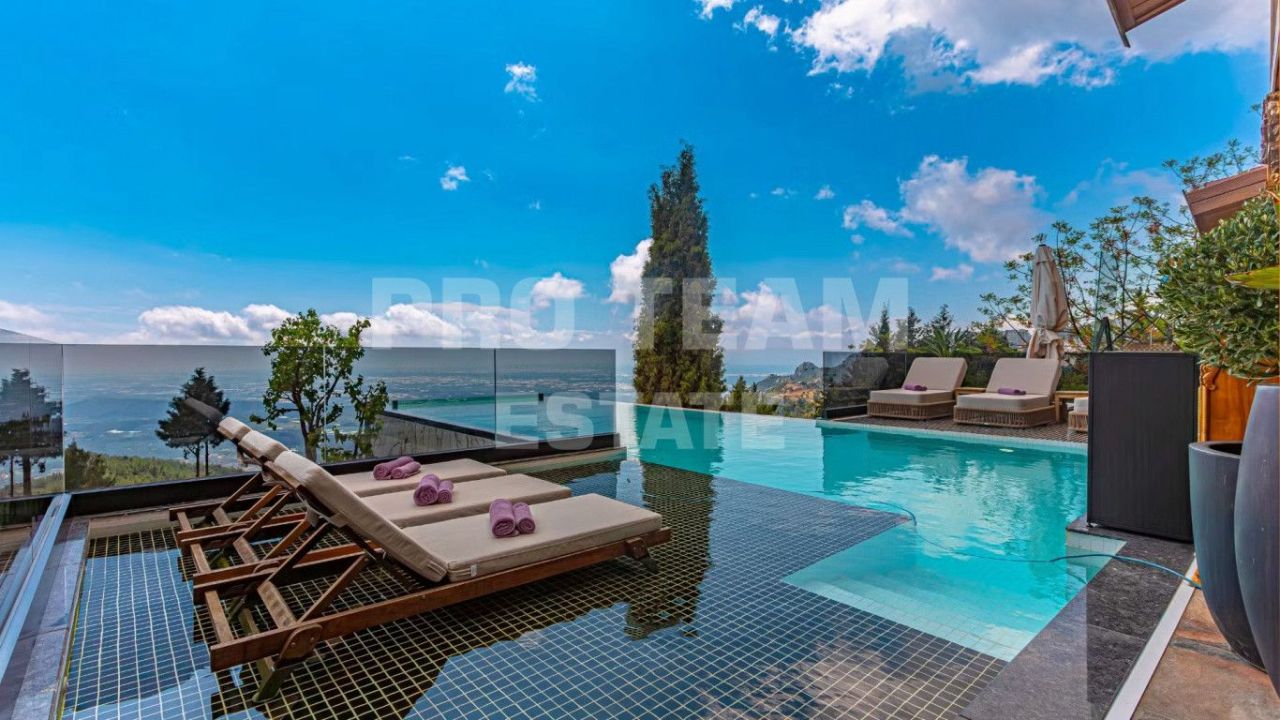 Дом в Серике, Турция, 750 м² - фото 1