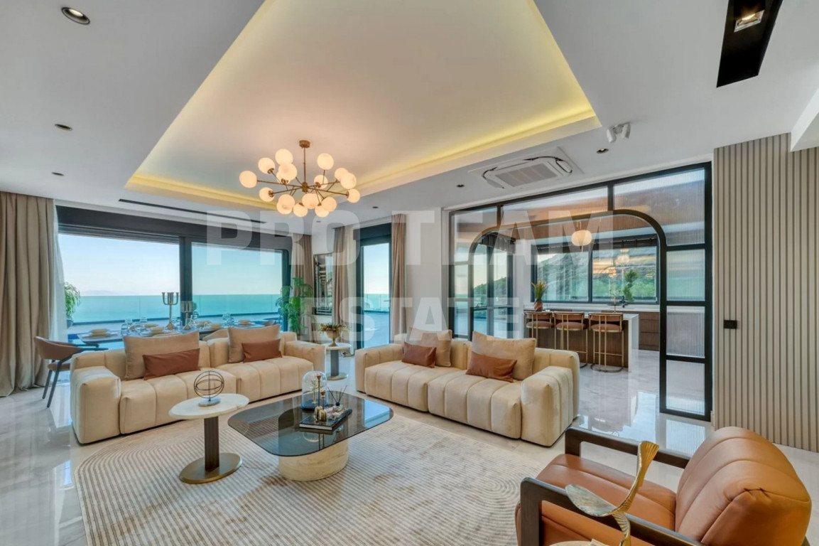 Вилла в Алании, Турция, 300 м² - фото 1