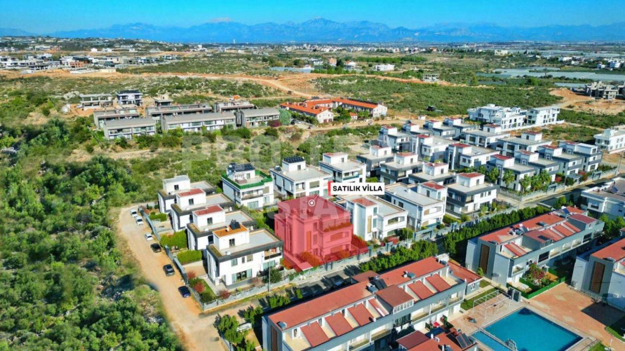 Вилла в Анталии, Турция, 750 м² - фото 1