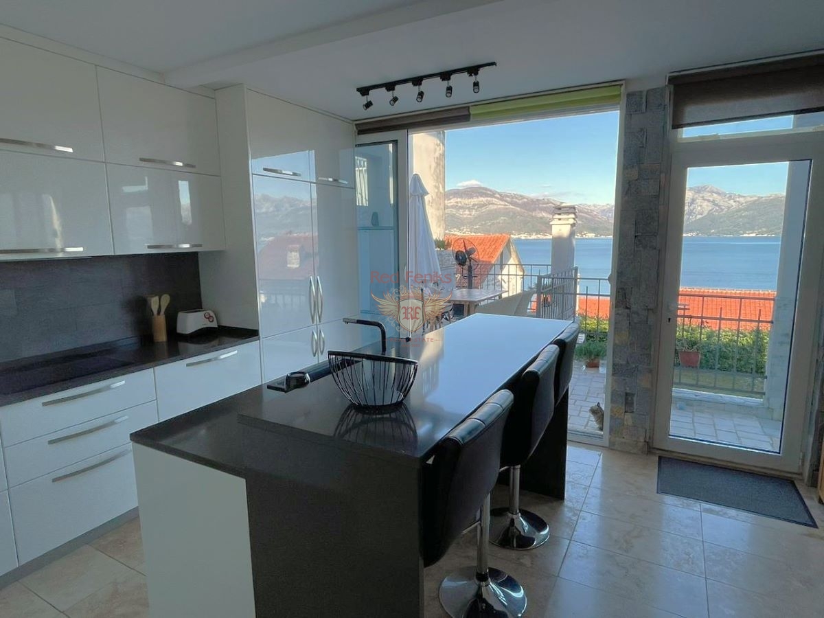 Дом на полуострове Луштица, Черногория, 160 м² - фото 1