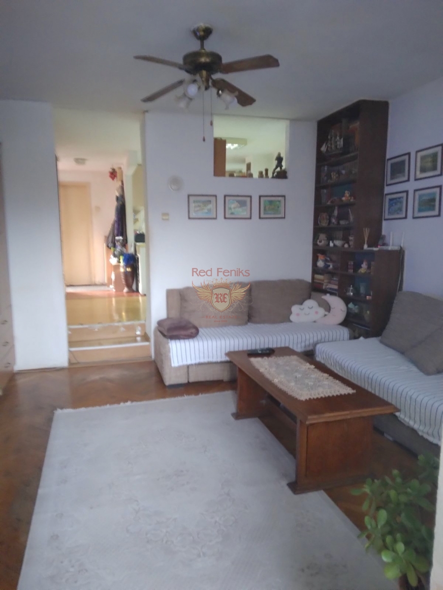 Квартира в Будве, Черногория, 100 м² - фото 1