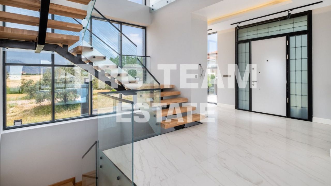 Вилла в Анталии, Турция, 420 м² - фото 2