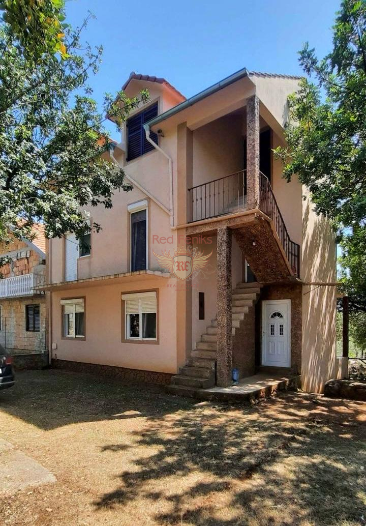 Дом на полуострове Луштица, Черногория, 239 м² - фото 1