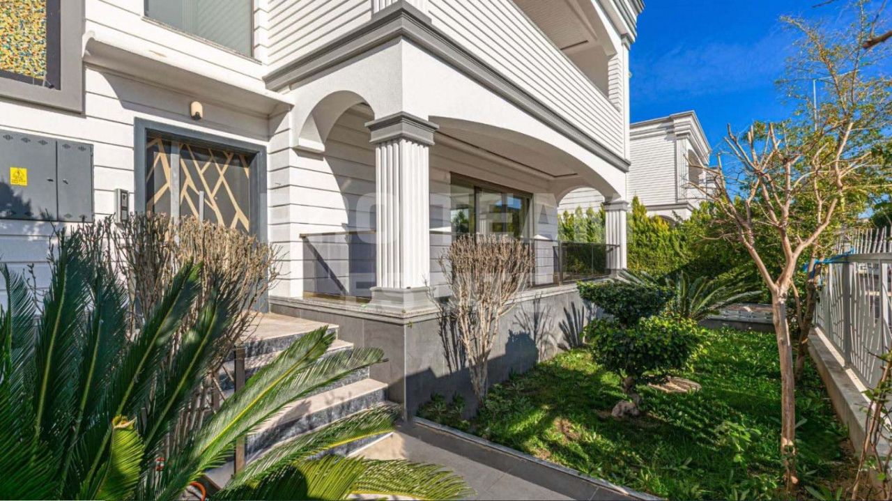 Вилла в Анталии, Турция, 750 м² - фото 3