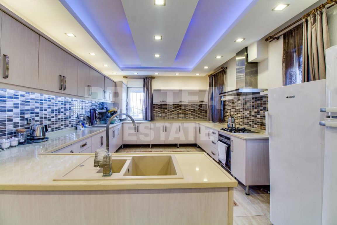 Вилла в Анталии, Турция, 300 м² - фото 5