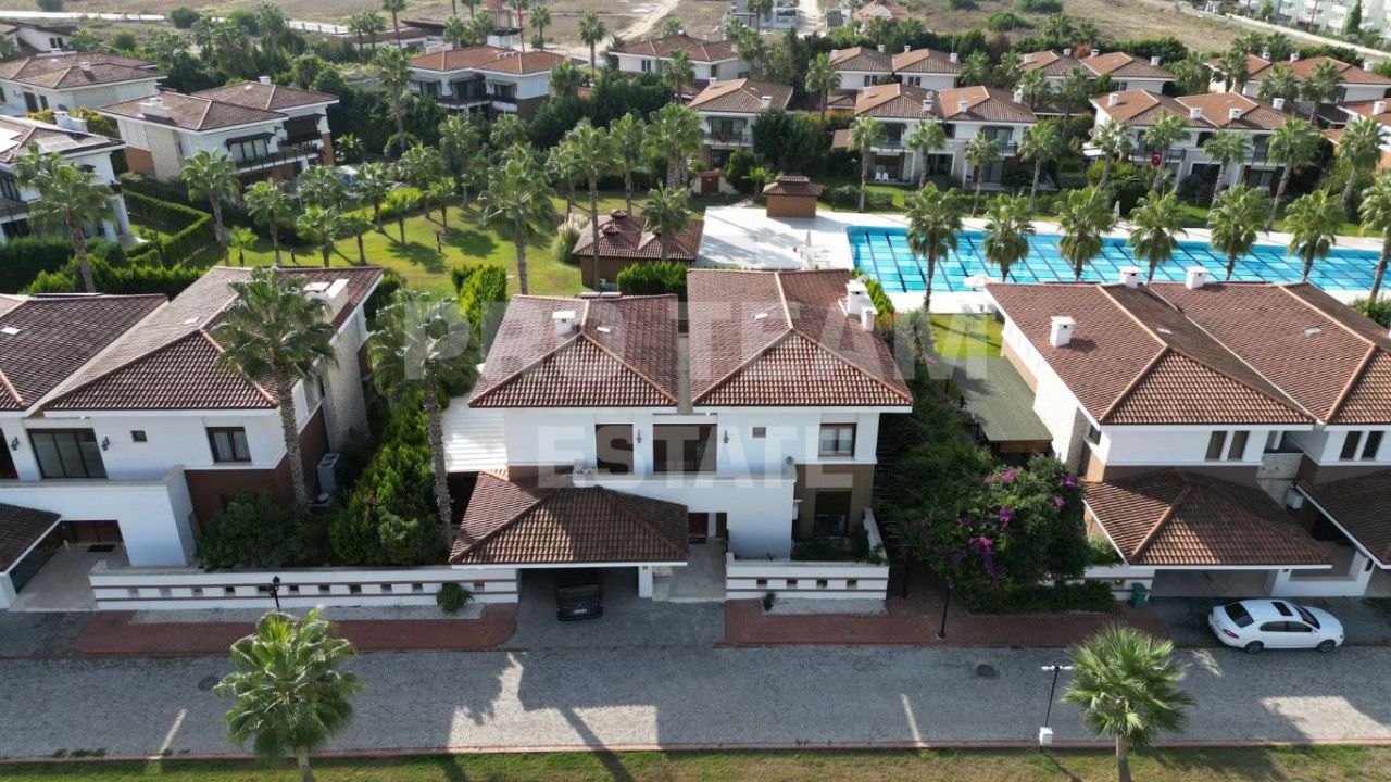 Вилла в Белеке, Турция, 240 м² - фото 6