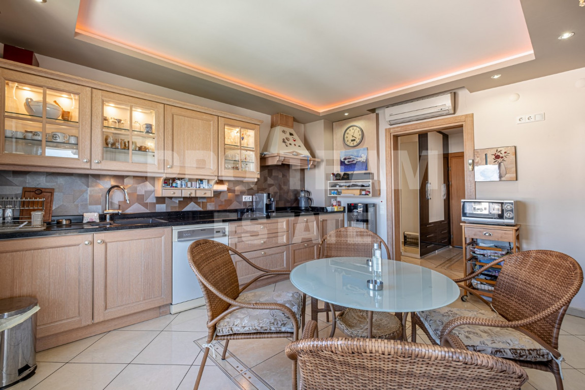 Квартира в Анталии, Турция, 180 м² - фото 7