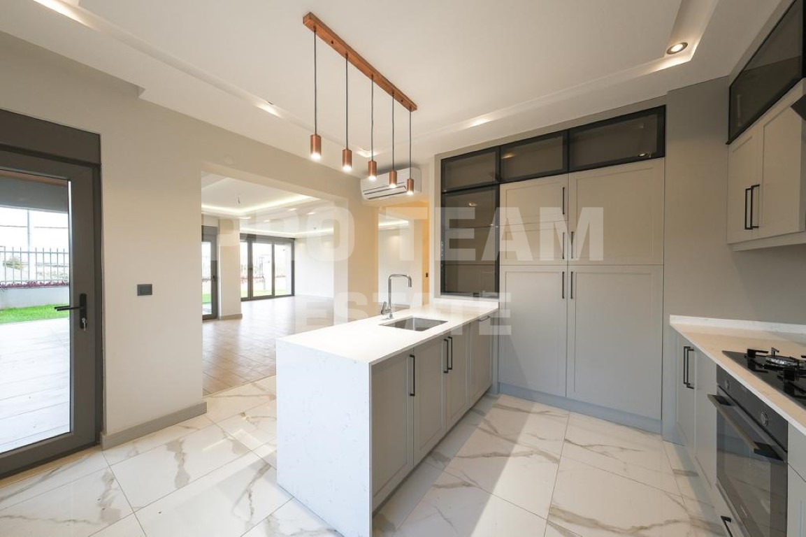 Вилла в Анталии, Турция, 355 м² - фото 7