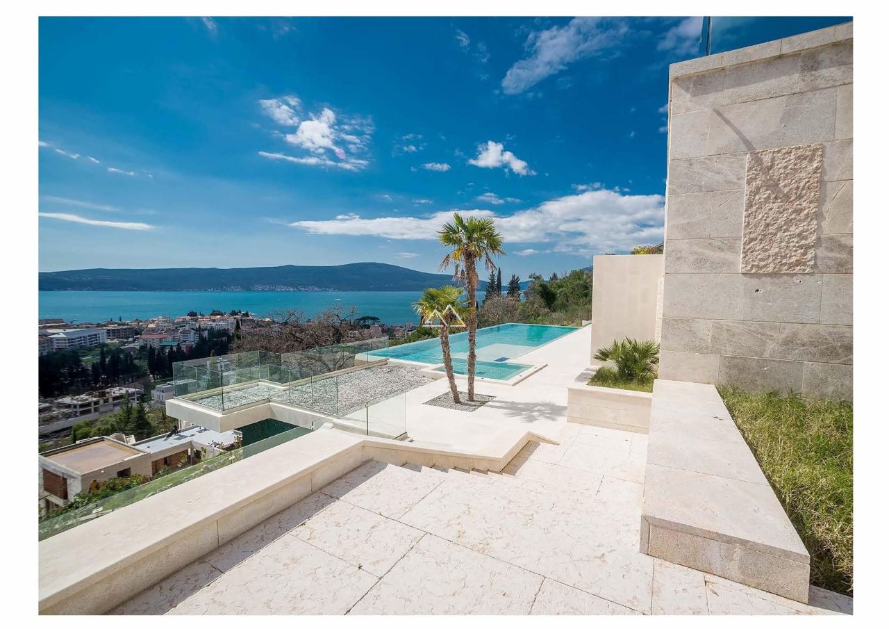 Вилла в Тивате, Черногория, 1 482 м² - фото 12