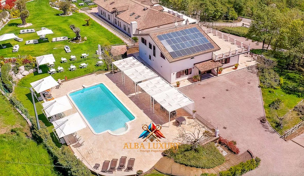 Вилла Via Pietre, Италия, 600 м² - фото 1