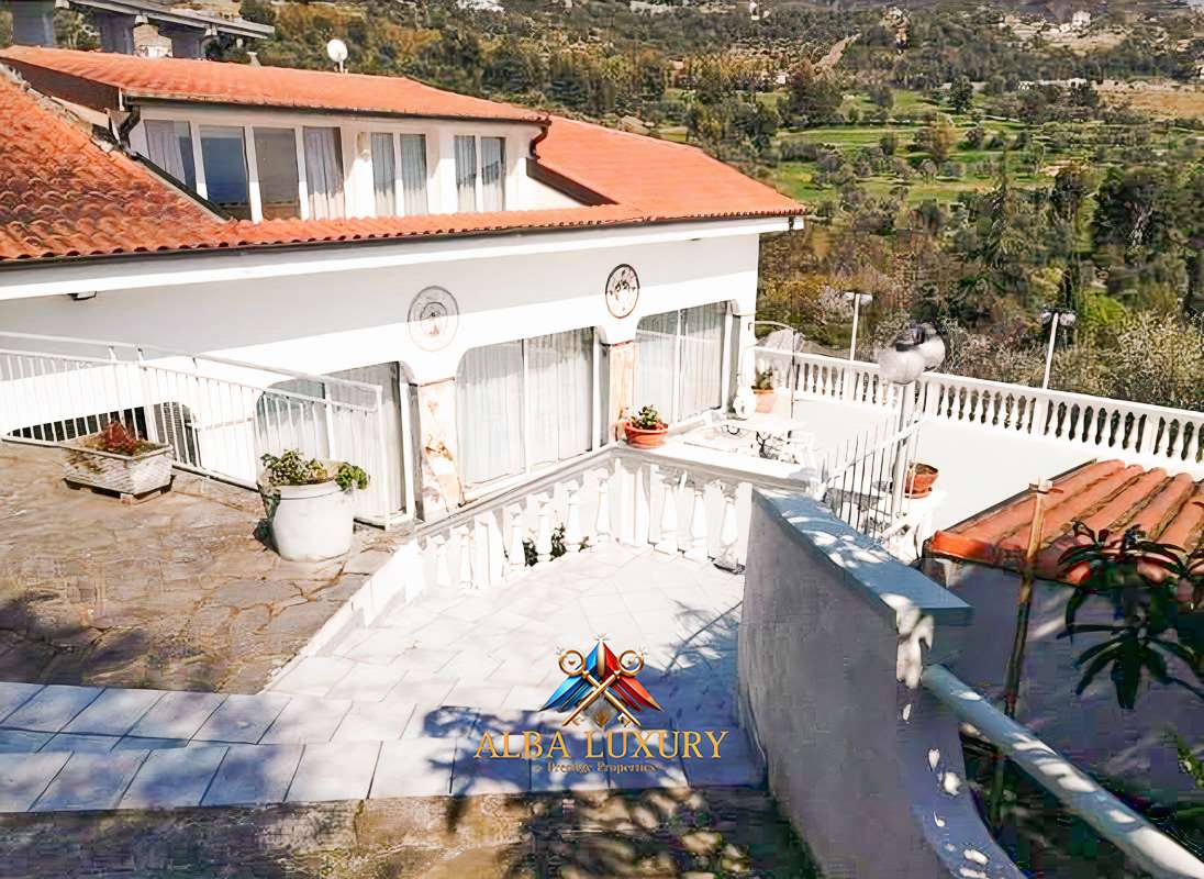 Вилла Strada Borgo Tinasso, Италия, 500 м² - фото 2