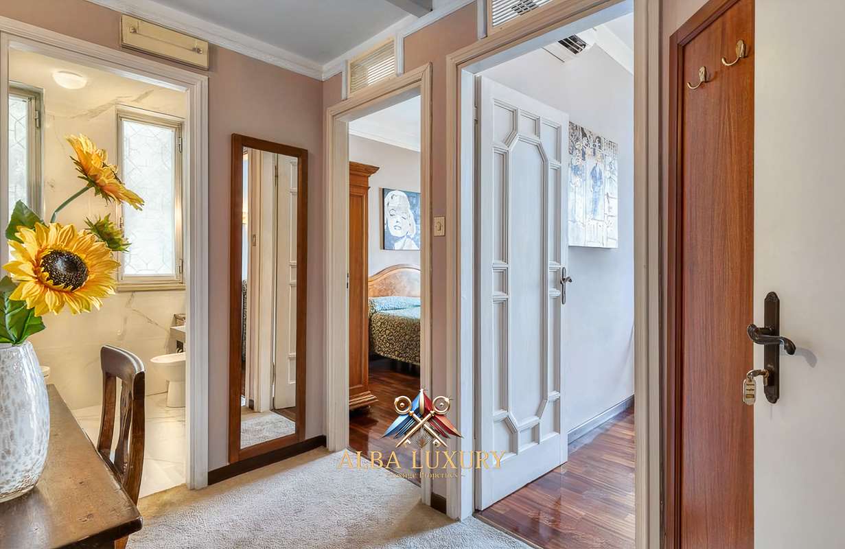 Вилла Via Giovanni Cabotto, Италия, 450 м² - фото 19