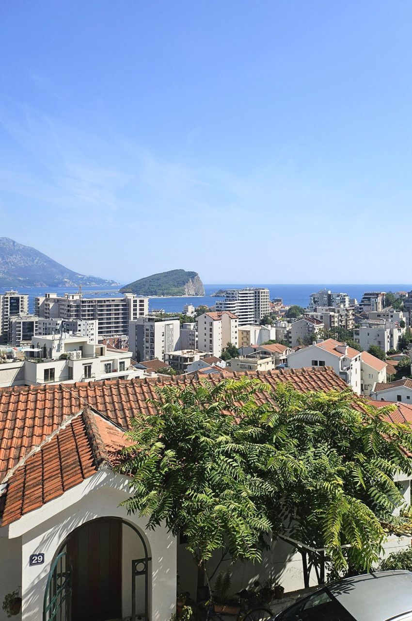 Апартаменты в Будве, Черногория, 78 м² - фото 1