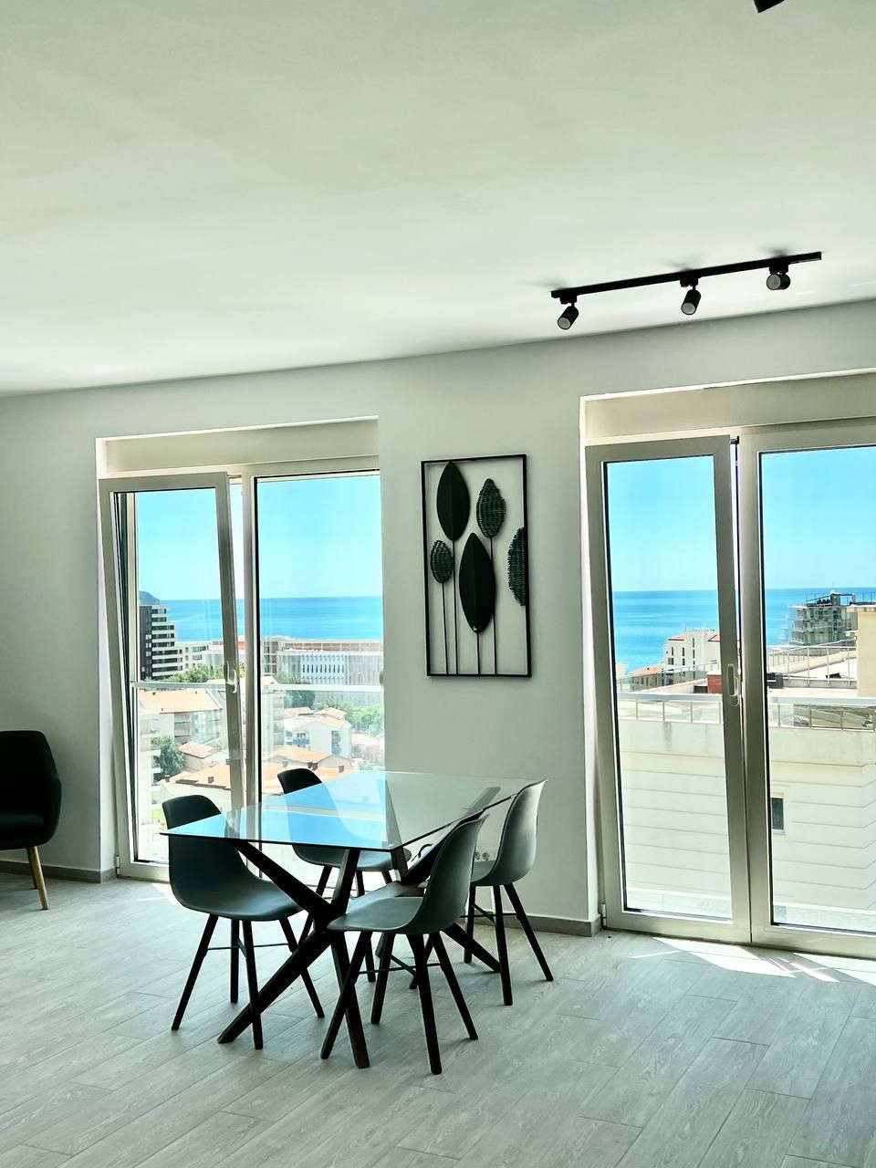 Апартаменты в Бечичи, Черногория, 76 м² - фото 1