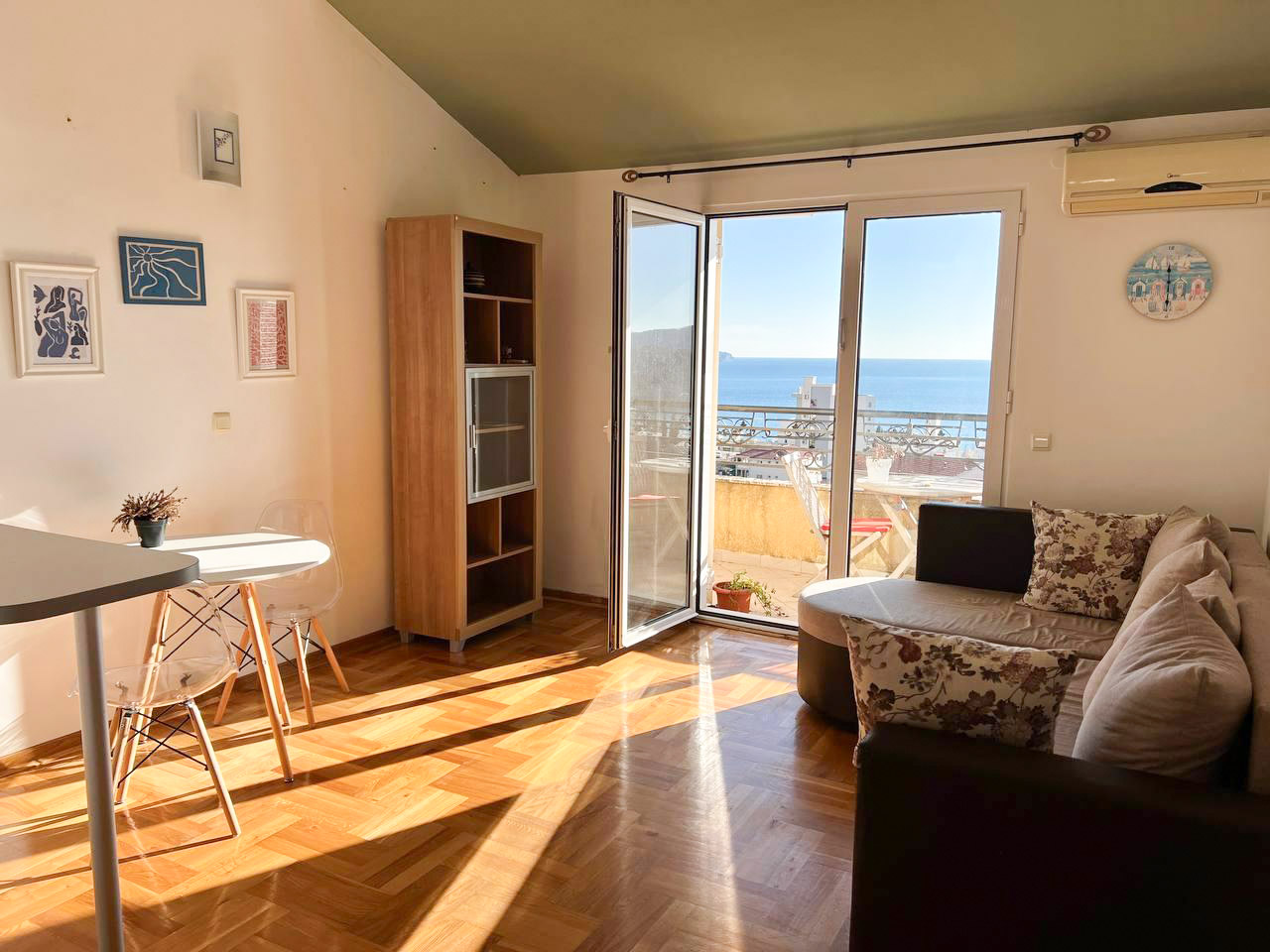 Апартаменты в Бечичи, Черногория, 38 м² - фото 1