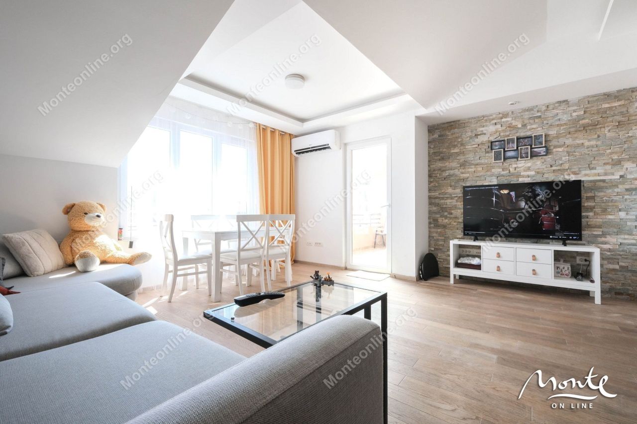 Апартаменты в Будве, Черногория, 80 м² - фото 1