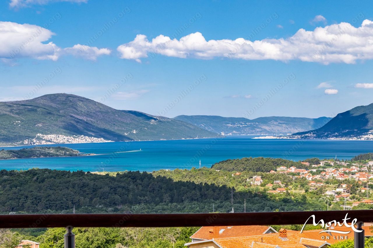 Апартаменты в Каваче, Черногория, 119 м² - фото 1