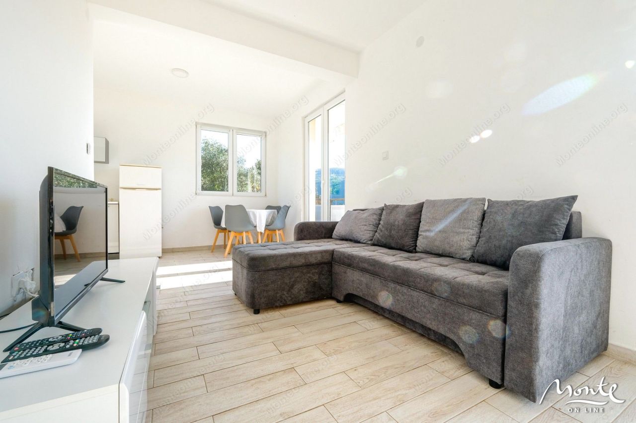 Апартаменты в Кумборе, Черногория, 52 м² - фото 2