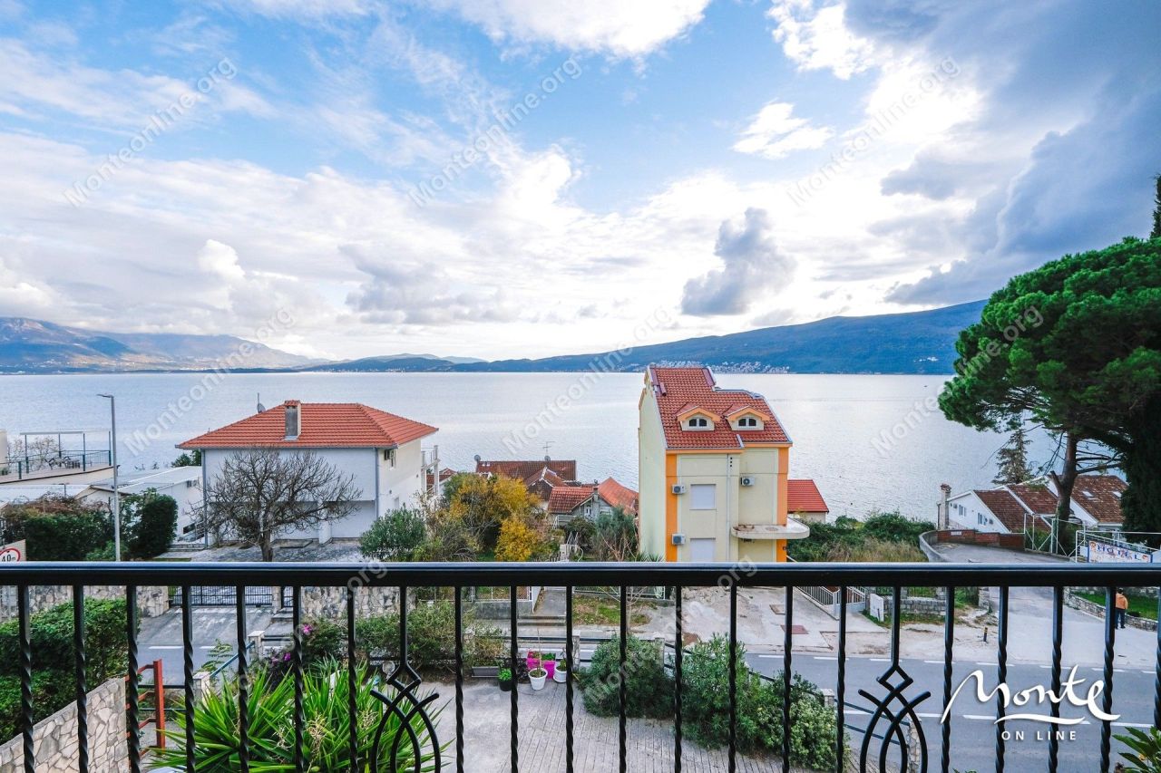 Апартаменты в Биеле, Черногория, 38 м² - фото 2