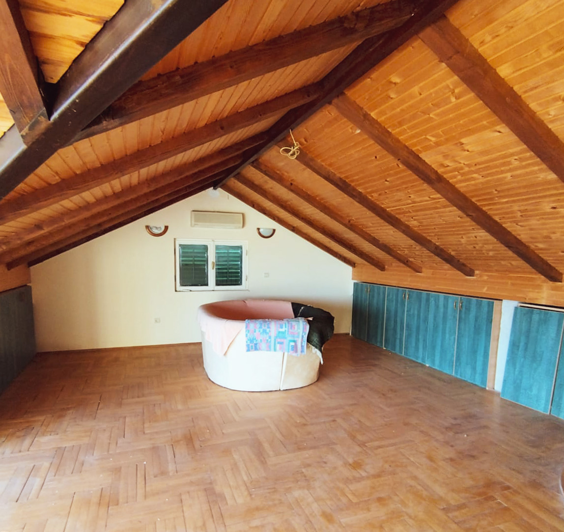 Вилла в Херцег-Нови, Черногория, 252 м² - фото 2