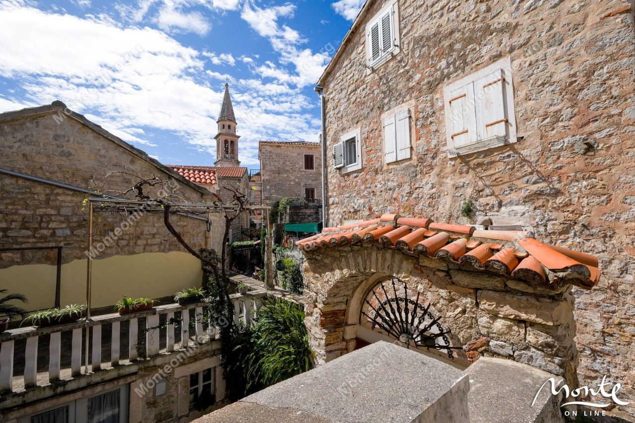 Вилла в Будве, Черногория, 91 м² - фото 2