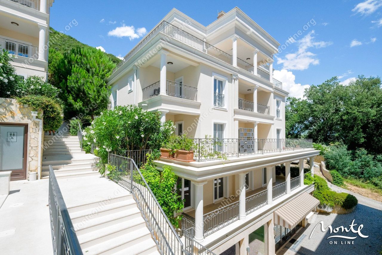 Апартаменты в Дженовичах, Черногория, 166 м² - фото 2