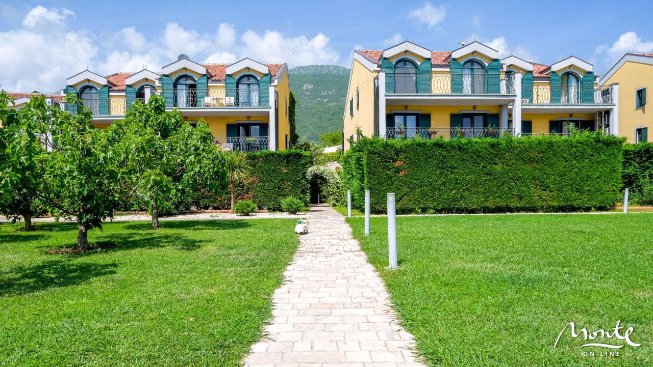 Вилла в Ластве, Черногория, 174 м² - фото 2